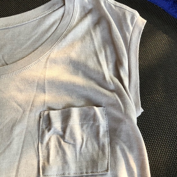 Patagonia Short-Sleeved Tee Shirt - Picture 2 of 8